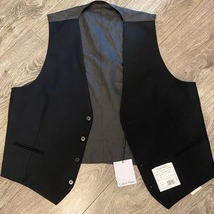 Brand new Calvin Klein Men's Suit Vest - Size 46 Long